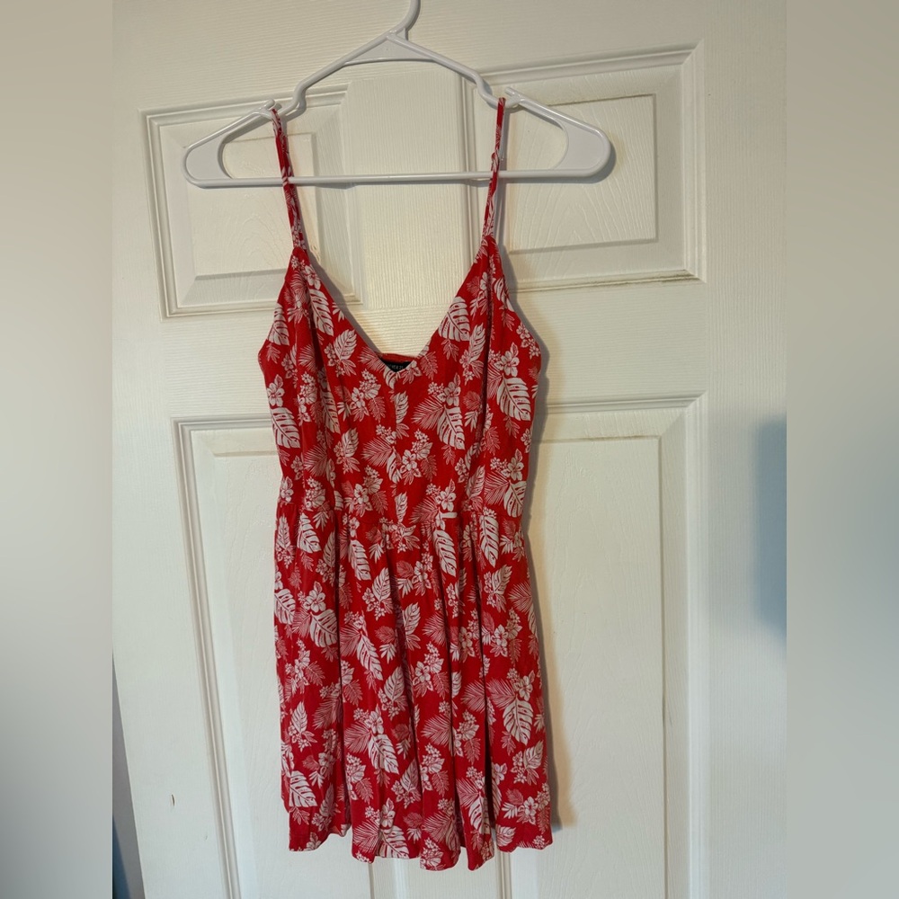 Forever 21 Red and White Floral Romper